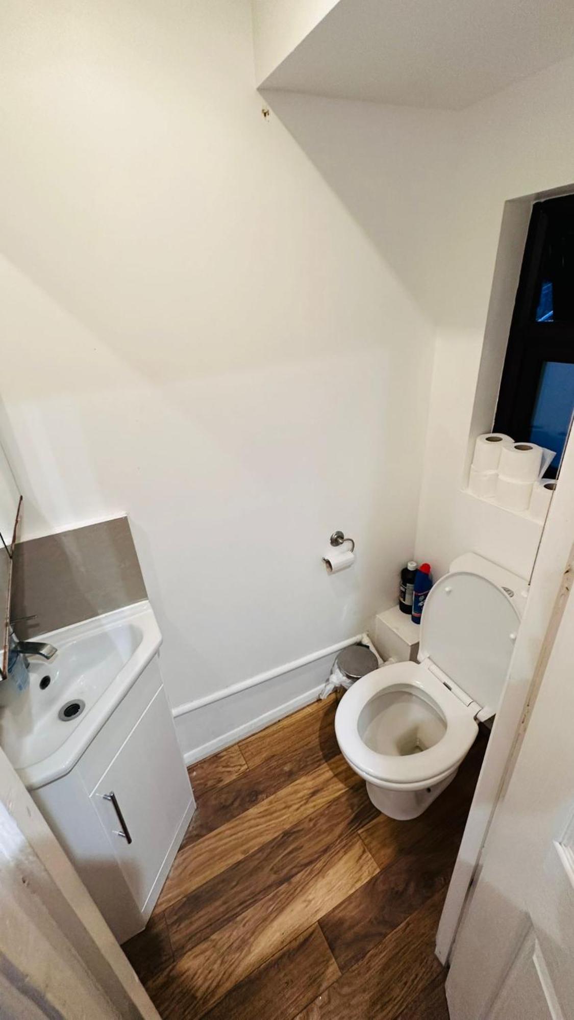 London Single Refurbished Bedroom Kültér fotó
